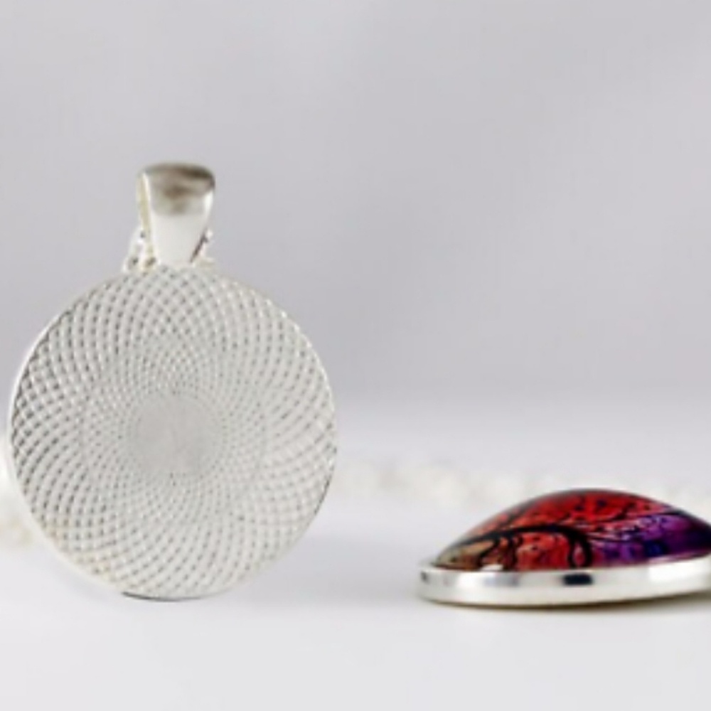 Vintage French Art Print Dome Necklace - Picture 3 of 4